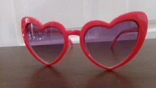 RED HEART CAT EYE STYLE SUNGLASSES FOR PLAY/FUN