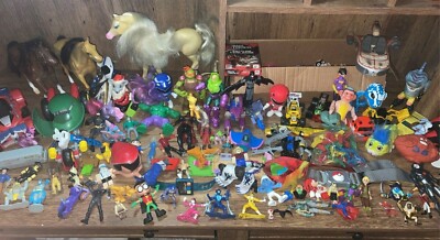 HUGE Lot of 170+ Vintage/Newer Toys Marvel Power Rangers TMNT Star Wars DC etc..