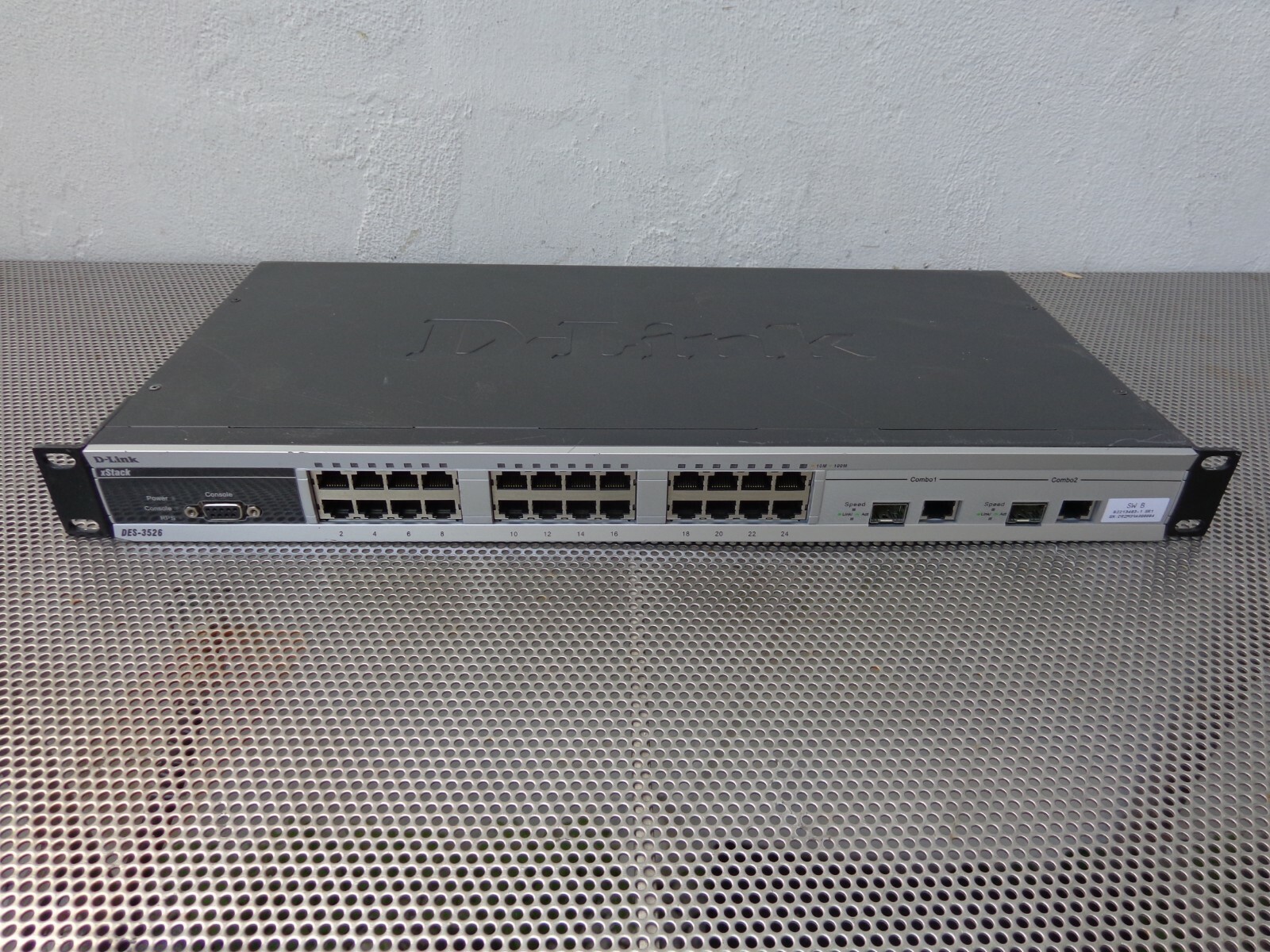 D‑Link DES-3526 xStack 24 Port 10/100Mbps Stackable Switch | eBay