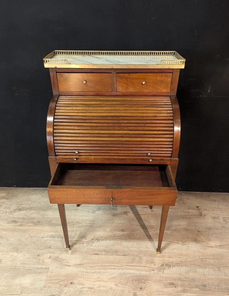 Bureau à cylindre de style Louis XVI en acajou - Photo 3/4