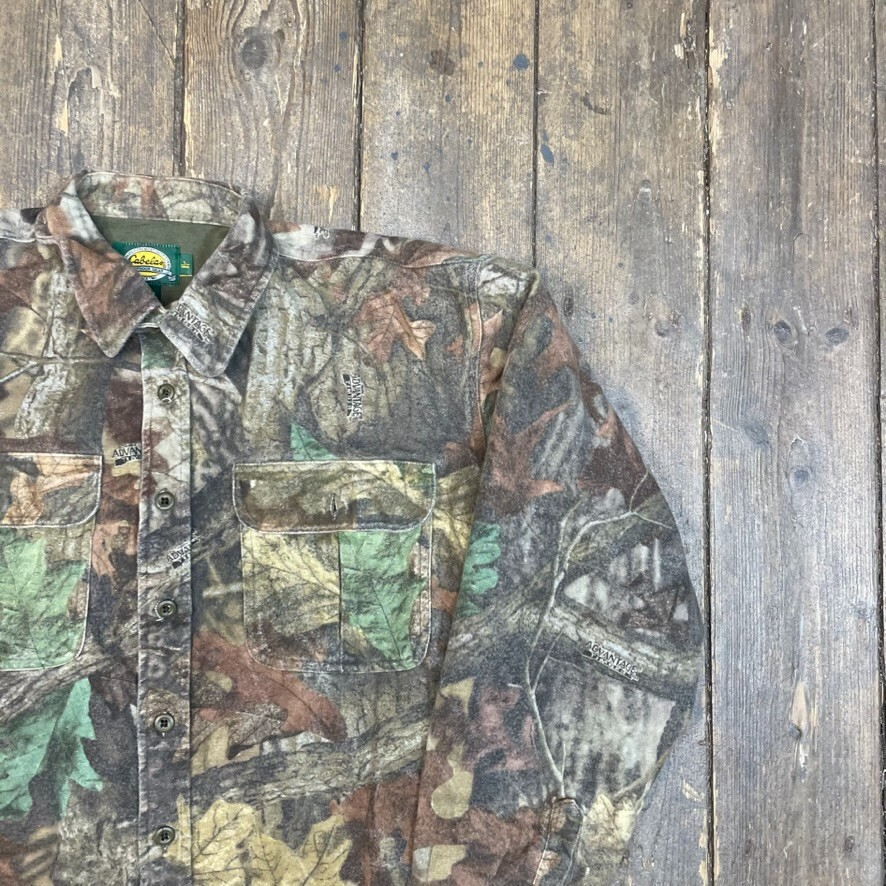 Cabelas Real Tree Shirt Mens Heavyweight Y2K Camo Button Down Top, Green, Large image 2