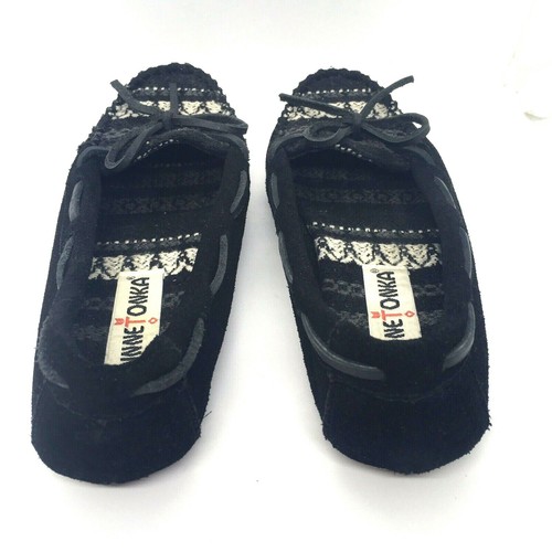 Minnetonka moccasins Sz 6 Womens Black Leather Tribal Suede Rubber Sole driving - Picture 5 of 9