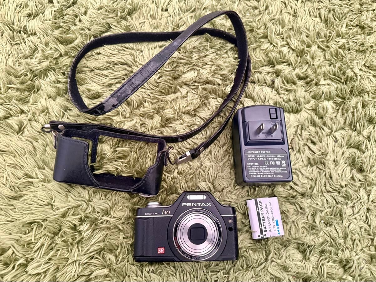 Pentax I-10 Digital Camera Black 2 Batteries Strap Compact From Japan