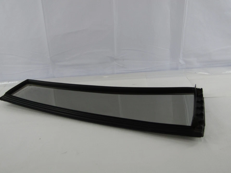 Toyota Land Cruiser 1991-1997 parte trasera izquierda lado del conductor ventana fija ventilación vidrio OEM Foto 4 de 4