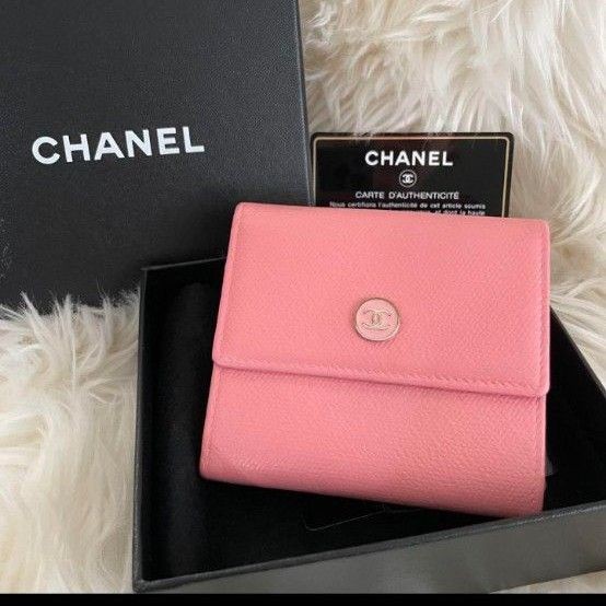 CHANEL Tri-Fold Mini Wallet in Pink with Coco Button and Mark EE447907