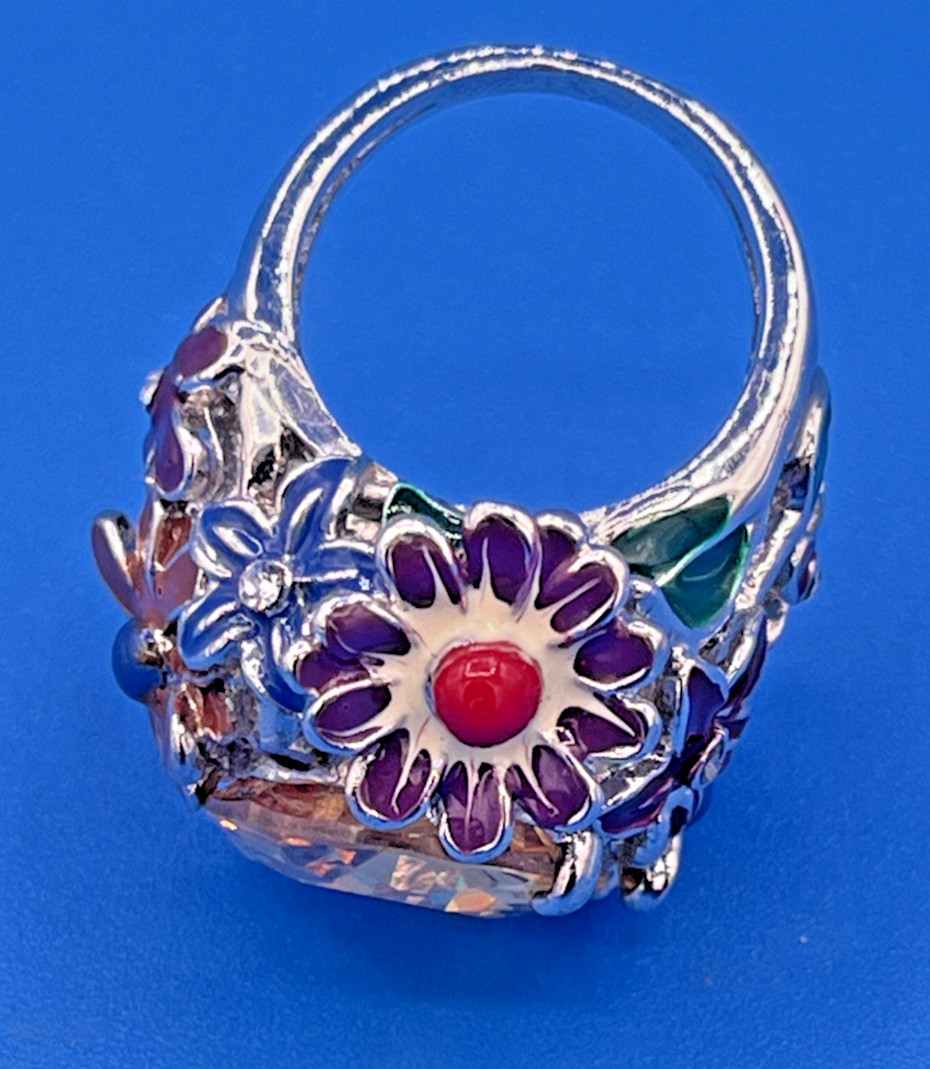 Artistic Floral Statement Ring – Large Faceted Ye… - image 7