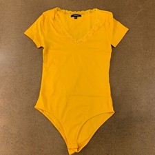 Ambiance Women's Size Small Gold Lace Trim V Neck Short Sleeve Bodysuit NWOT