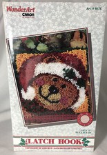  NEW Caron Wonder Art Latch Hook Kit Jingle Bear 4675 Christmas Pillow 12  X  12