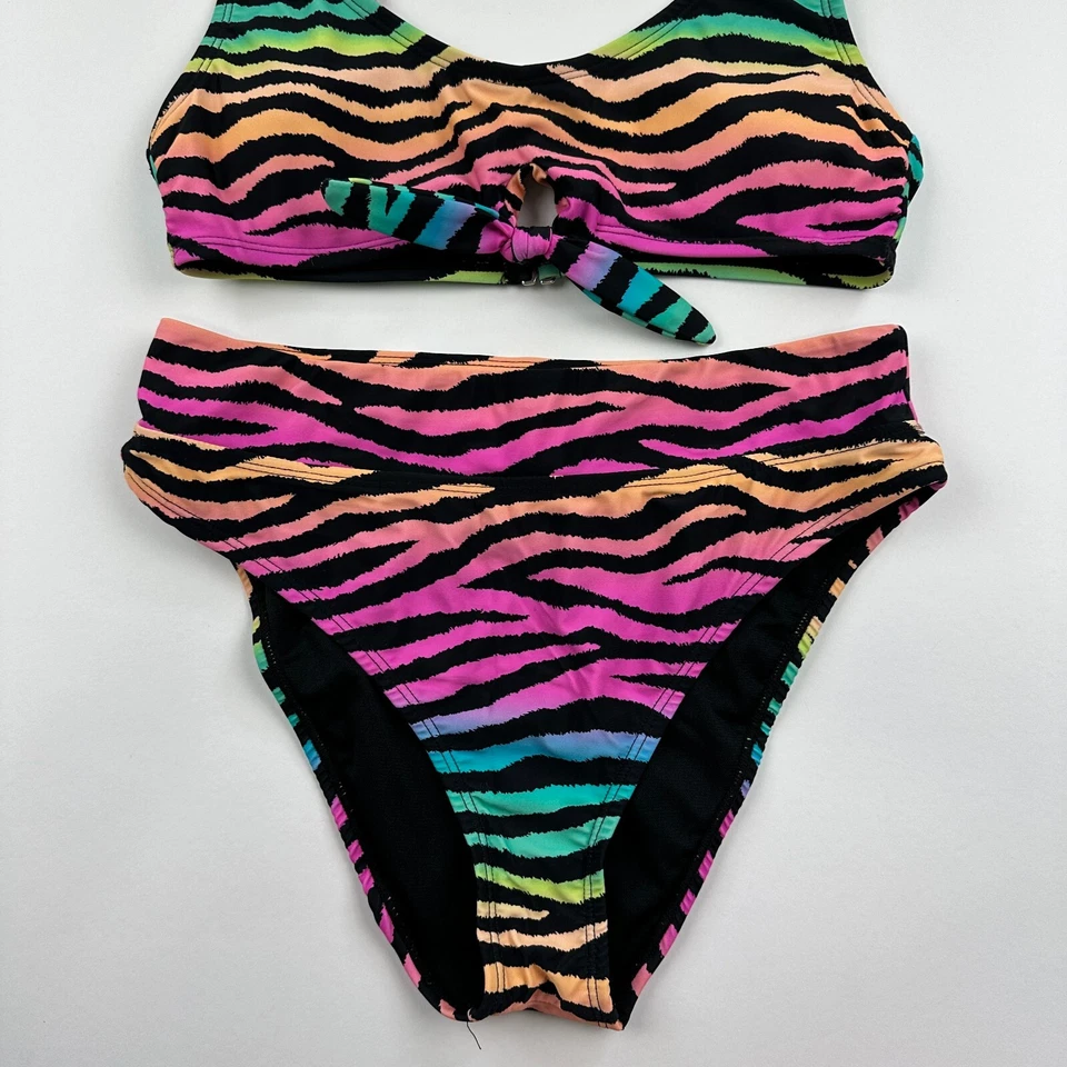 Cabana By Crown & Ivy Womans Bikini Top Multicolor Medium Geometric Sleeveless - Image 4 of 4