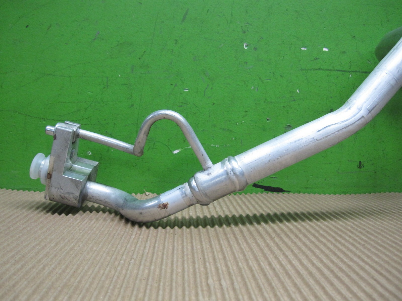 MASERATI GHIBLI AC LINE LOW PRESSURE DELIVERY FLEX HOSE 2014 2015 2016 670035061
