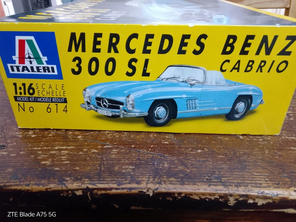 ITALERI KIT 1/16 - MERCEDES BENZ 300 SL CABRIO - COD. 614 - Immagine 2 di 4