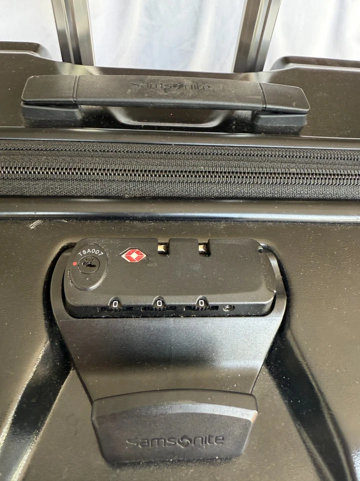 Equipaje giratorio grande para facturación Samsonite 28" lado duro negro TSA de $480 Foto 4 de 4