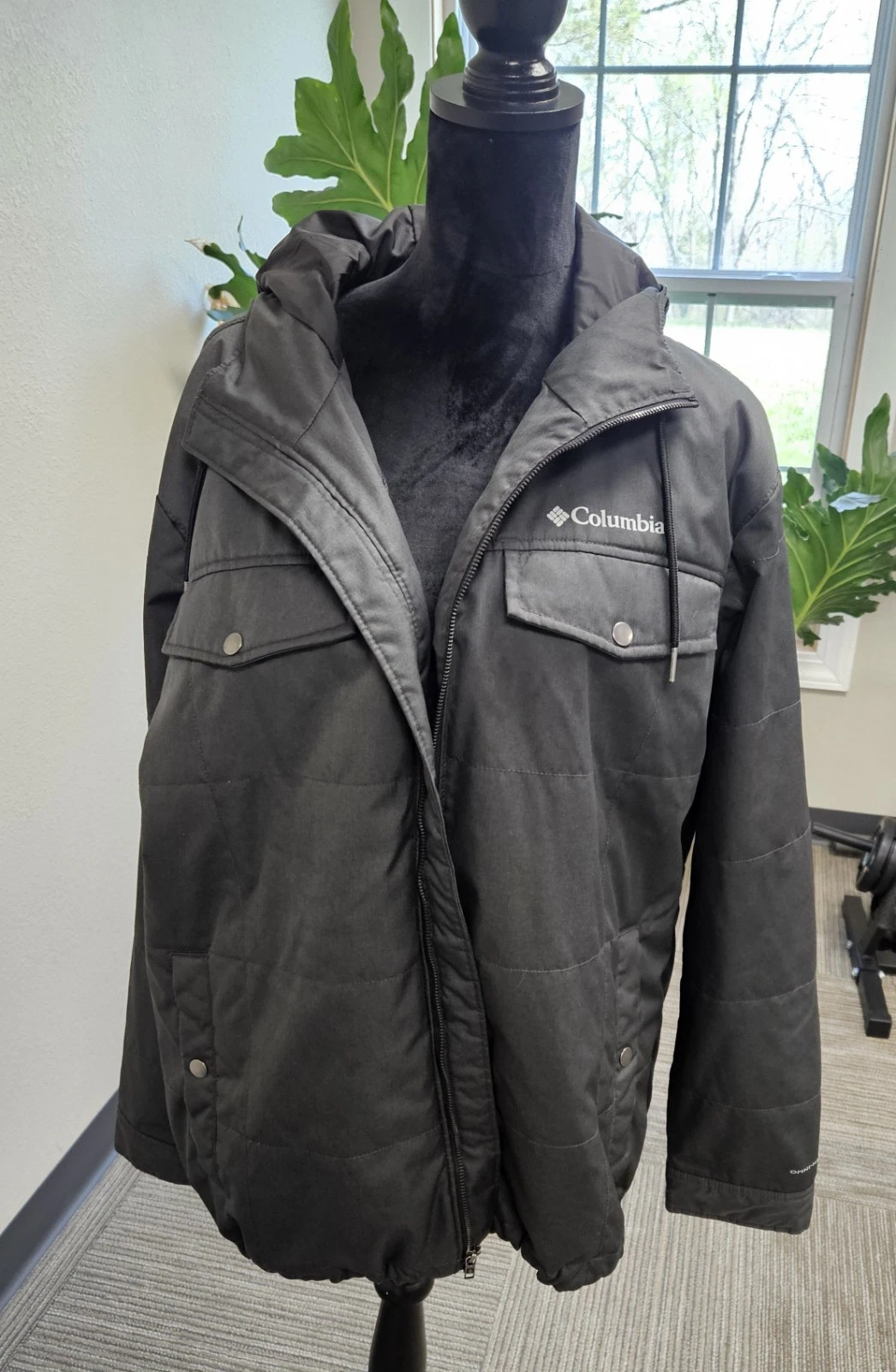 Columbia Jacket Mens XL Black Polyester Thermal Coil Insulated Hooded Jacket,Y2K
Opens in a new wind