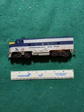 ATHEARN DRIVE WITH A MANTUA SHELL CHAESPEAKE & OHIO F-7 POWERED