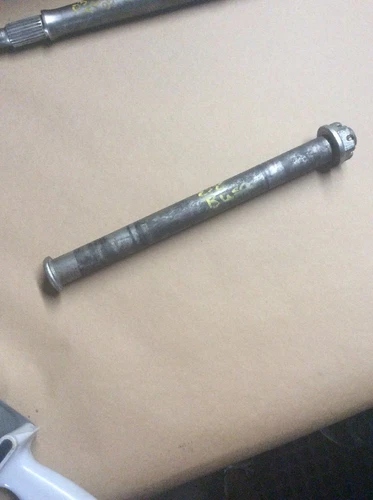 AXLE, REAR