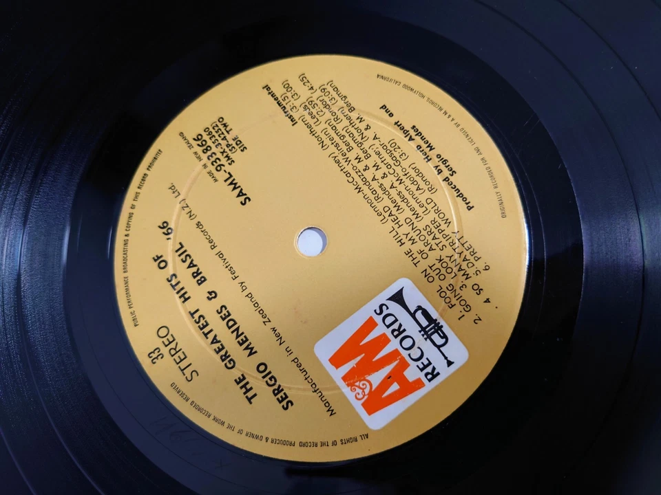 SERGIO MENDES & BRASIL 66 “Greatest Hits” - LP  Record Vinyl, New Zealand - EX - Image 4 of 4