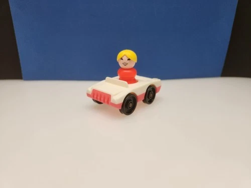 Vintage Fisher-Price Little People HTF Pink Beauty Salon Car EUC Plus Red Mom