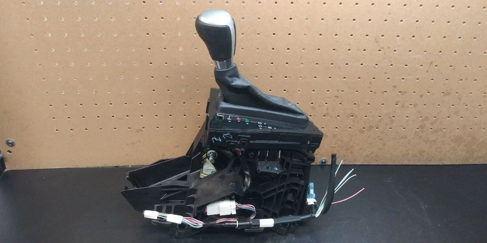 2019 TOYOTA COROLLA TRANSMISSION SFITER ASSEMBLY OEM  - Image 3 of 4