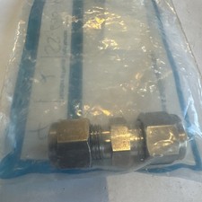 1 - Swagelok Stainless Steel Union Fitting, 3/8" OD Tube, SS-600-6