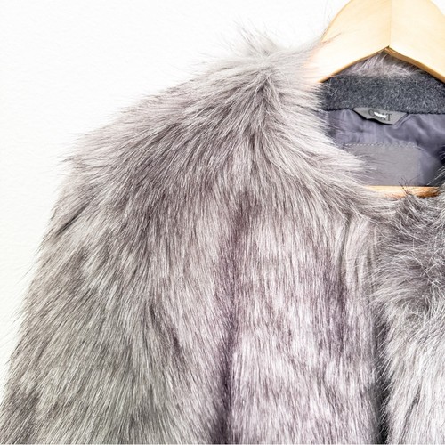 VERA WANG Scarlett Faux Fur Collarless Contrast Coat Jacket Size Medium - Picture 5 of 13