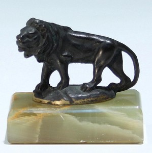 Mara Kleinbronze Sternzeichen Lowe Mitte 20 Jh Met743 Ebay