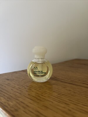 The Body Shop Perfume Oil 15ml Sequin Sparkle