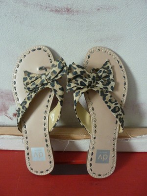 dolce vita neely leopard slide