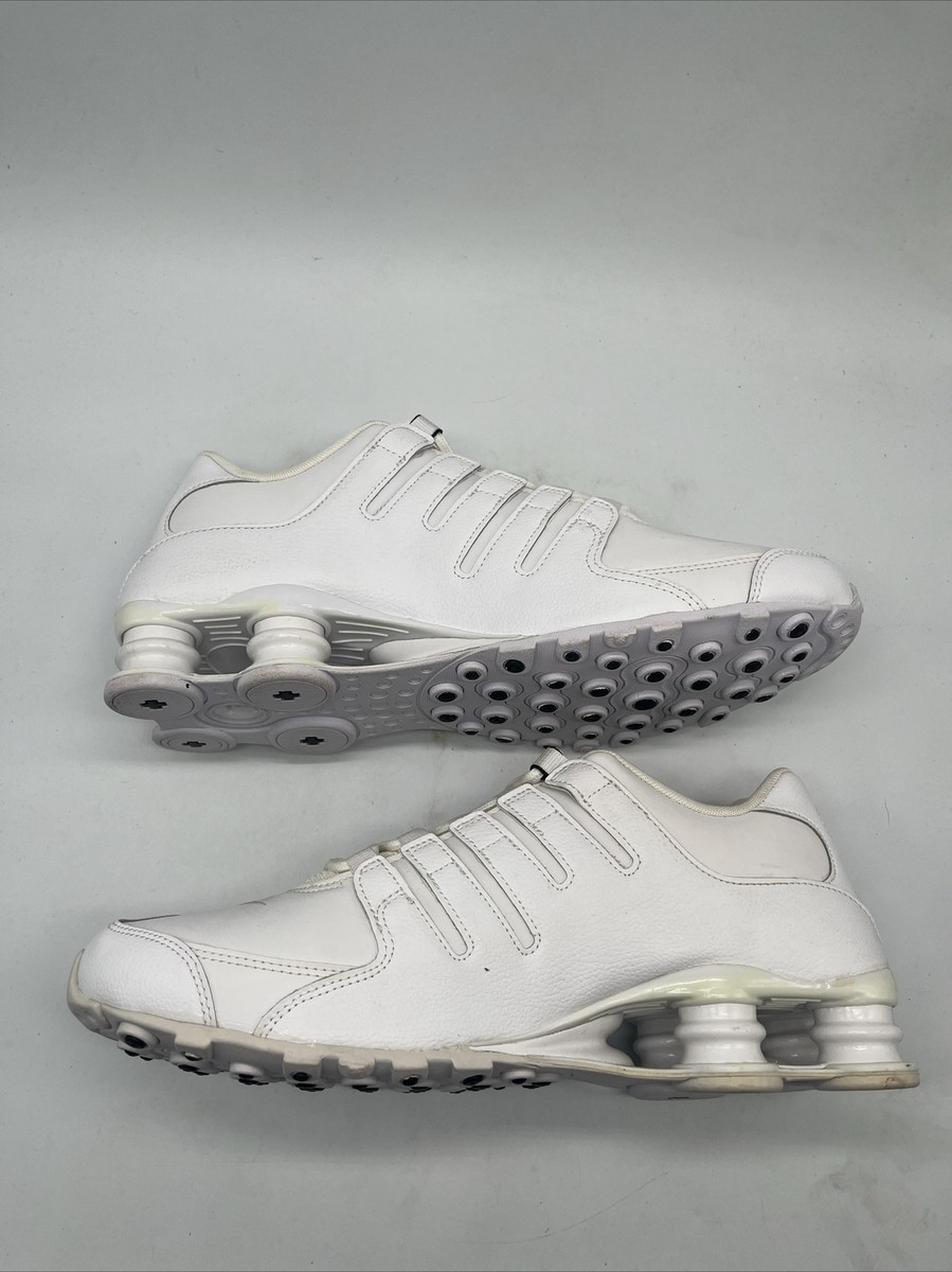 靴 shox NIKE Nike Shox NZ 2019 White Leather Black Swoosh Sneakers 501524-106