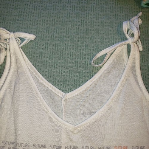 White lightweight Sleep Shirt Medium - Picture 4 of 5