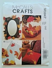 McCalls Sewing Pattern M5947 Runner Placemats Garland Bowl Leaf Embellishments