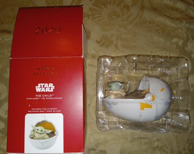 Hallmark 2020 Star Wars, The Child Mandalorian Hallmark Keepsake Ornament w/ Box