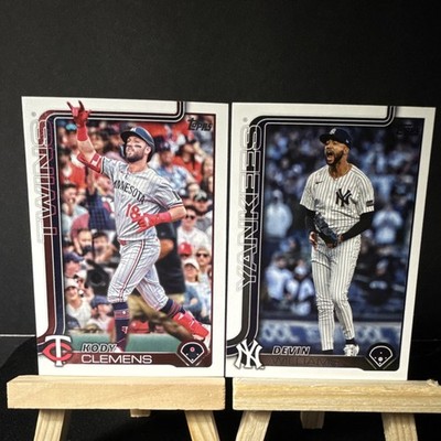 Topps 2023 MLB Twins Kody Clemens US208 & Yankees Devin Williams US178 Card Lot