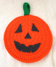 Crochet Pumpkin Jack-O-Lantern Halloween Wall Hanging 7 1/2" D Handmade