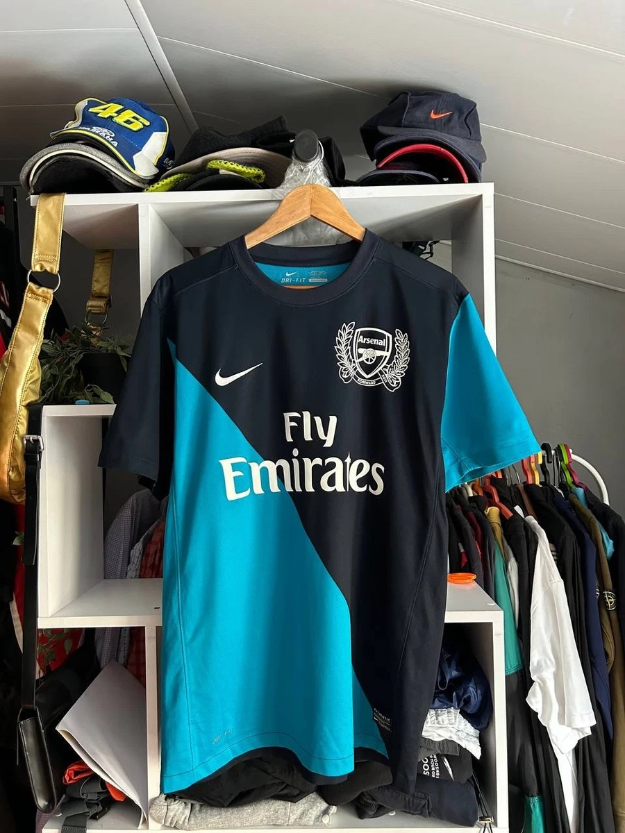 Preços baixos em Nike Arsenal Blue International Club fã de