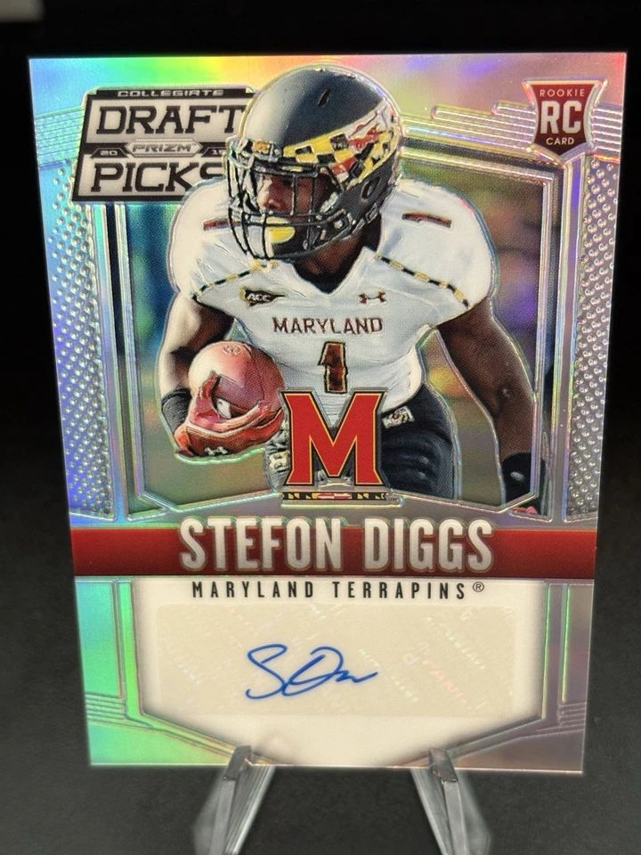 2015 Panini Prizm Draft Picks Stefon Diggs Rookie Silver Auto #243 - Image 3 of 3