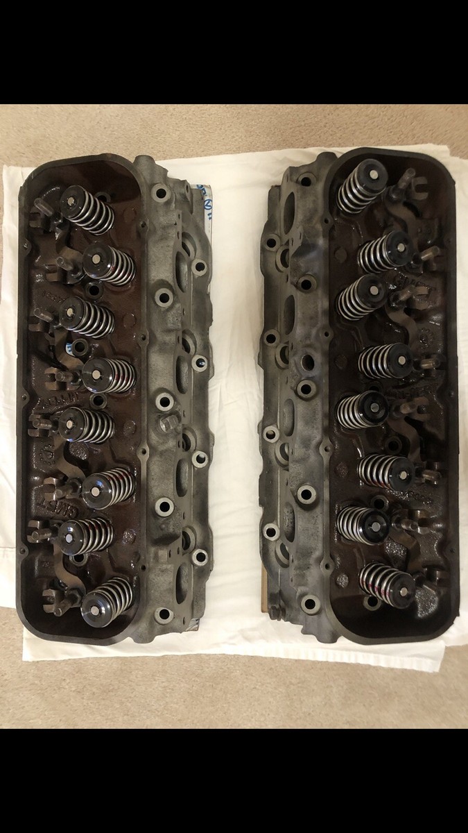 3964291 Heads Big Block Chevy Rectangular Port Late 69-70 L78/396