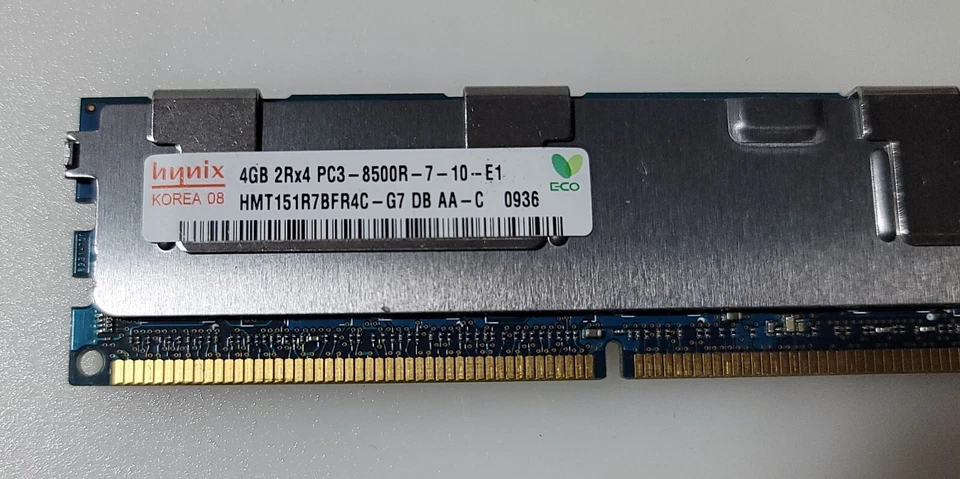 Hynix 24GB 6X4GB 2RX4 HMT151R7BFR4C-G7 PC3-8500R DDR3 Server Memory - Image 2 of 3
