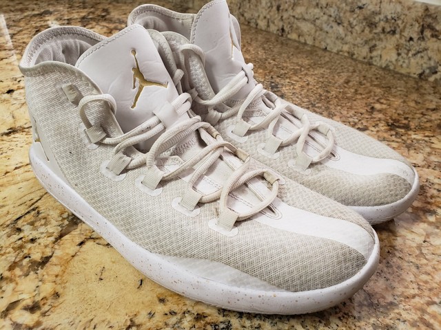 nike air jordan reveal white metallic gold