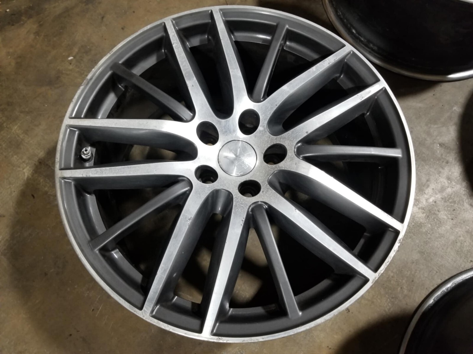 2014 - 2019 Maserati Ghibli 19 Inch Factory Wheels Set 19x8.5 19x10 OEM 15 Spoke