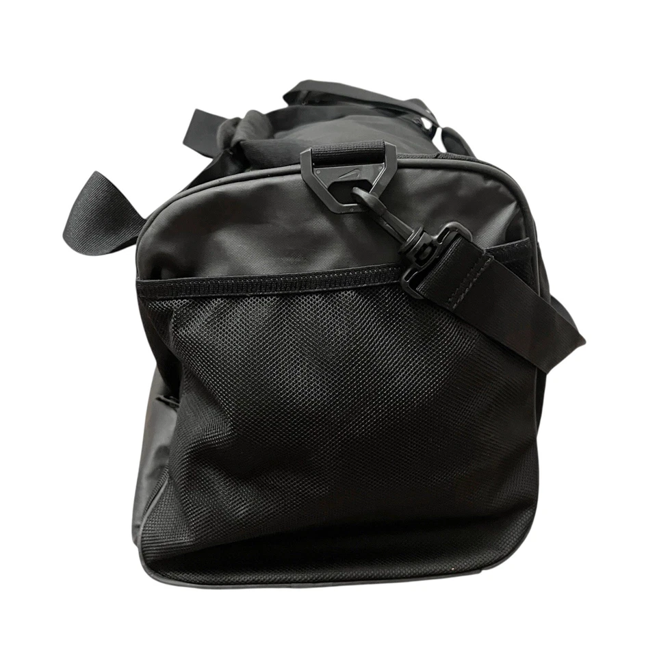 Bolso Nike de viaje emitido por el equipo GCU Lopes baloncesto 2023 Bahamas Tour equipo Foto 4 de 4