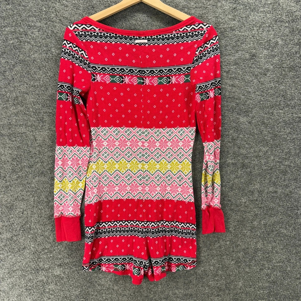 Ropa de dormir Victoria's Secret One Piece para mujer S pequeña roja geométrica manga larga Foto 2 de 4