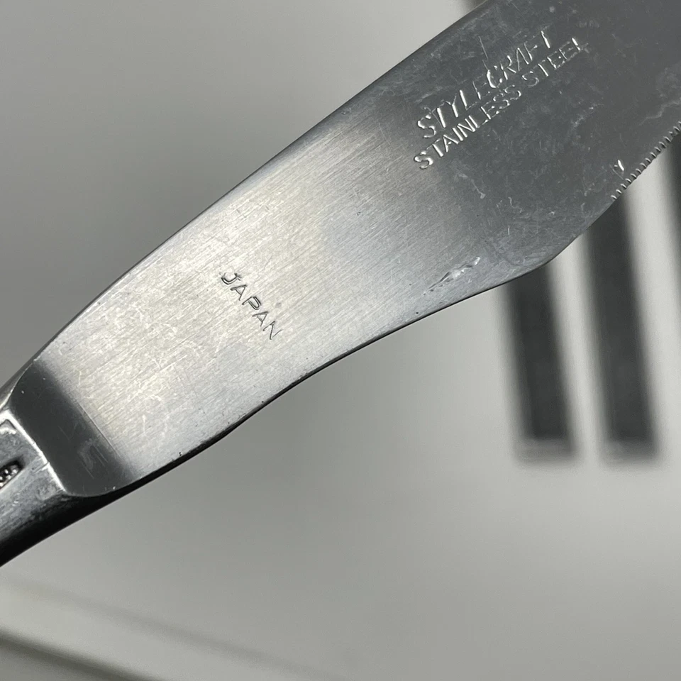 Stylecraft SYF10 Stainless Steel 6 Dinner Knives Glossy Square Tip Scroll Japan+ - Image 4 of 4