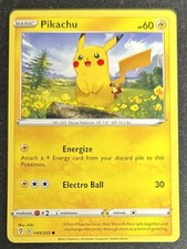 Carta collezionabile Pokémon Spada e Scudo 2021 Cieli in evoluzione Pikachu 049/203 VG O/C