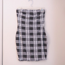 NWT BOOHOO Black & White Viscose Blend Plaid EMILY Bandeau Bodycon Dress Size 6