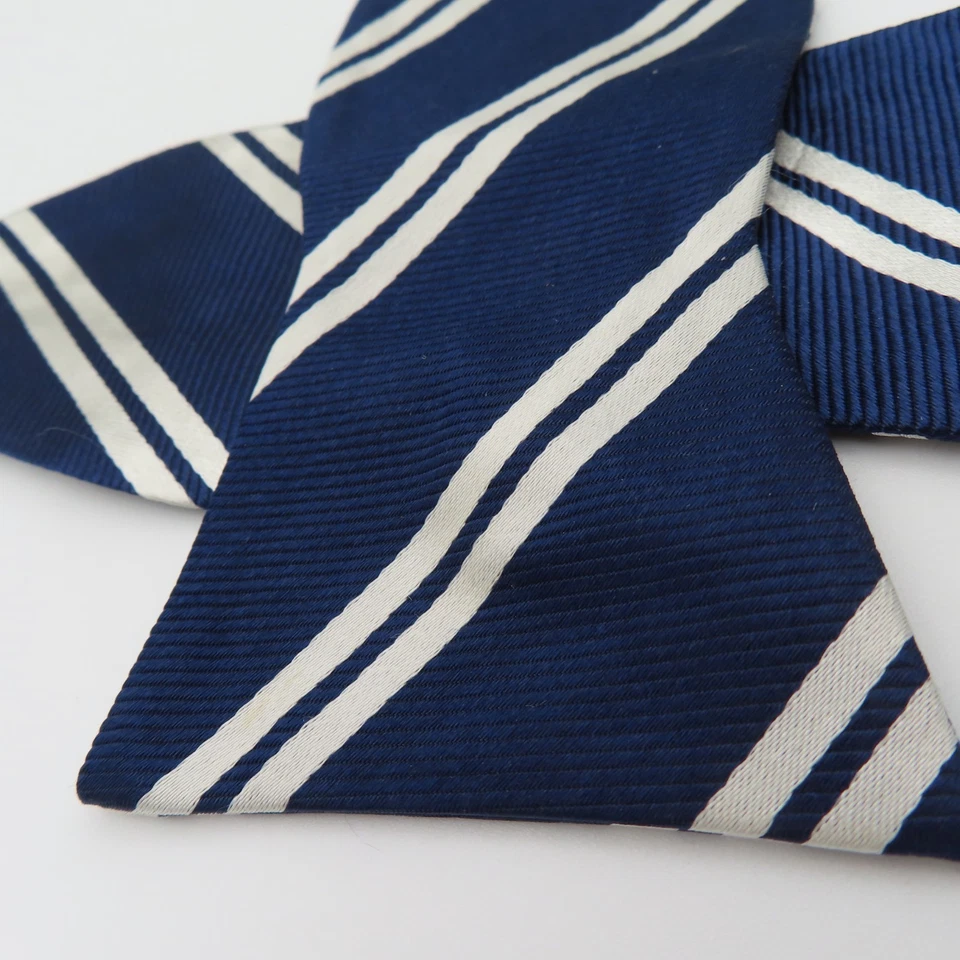 Tommy Hilfiger Pajarita Azul Blanco Repp 2.75" Ancho Auto Corbata Seda Foto 2 de 4