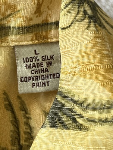 Tommy Bahama Shirt Men Large Yellow 100% Silk Hawaiian All Over Palm Flowy Adult - Picture 4 of 5