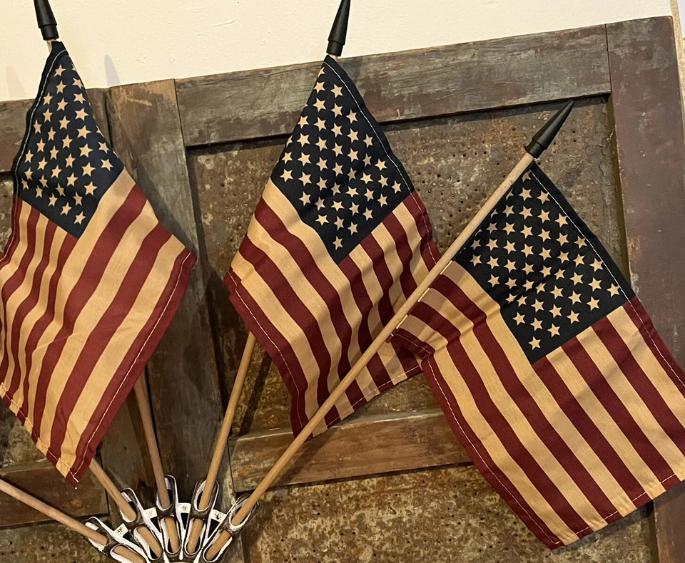 Primitive Americana Wall Mount w 5 Grubby Tea Stained Flags Patriotic USA 36" w - Image 3 of 4