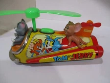 TOM AND JERRY HELICOPTER- BATTERY OPERATED -EXCELLENT COND-JAPAN-WORKS