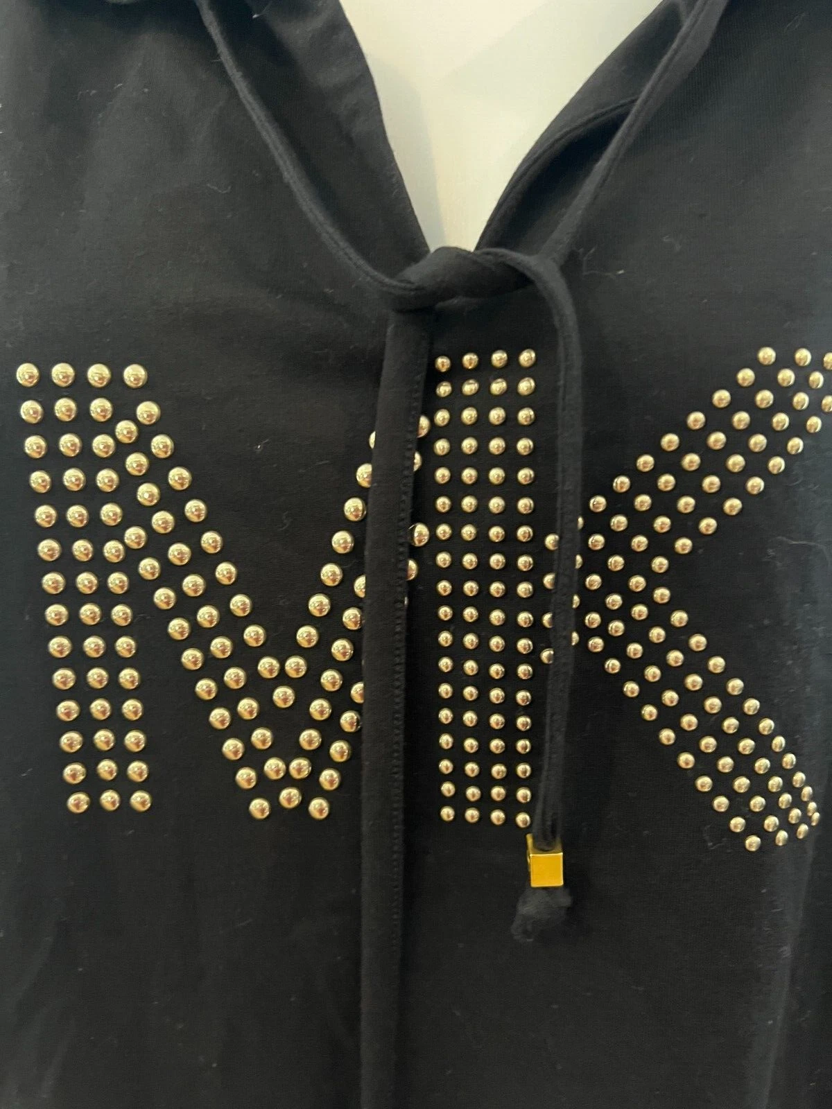 Felpa donna Michael Kors nera con cappuccio logo punta dorata 1X taglie forti nuova con etichetta