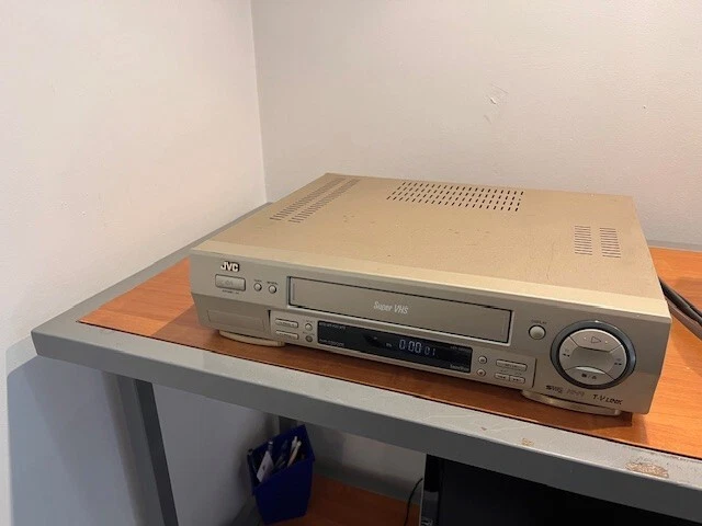 Videoregistratore S-VHS High-End JVC HR-S6600  EU incl. TELECOMANDO - Immagine 3 di 4